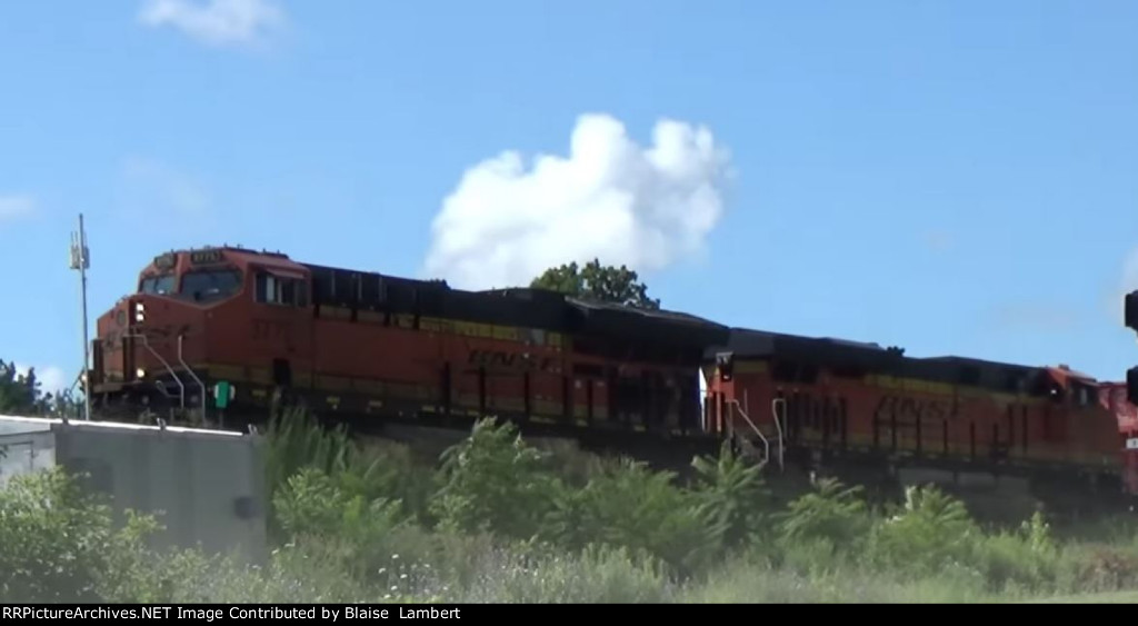 BNSF 3775